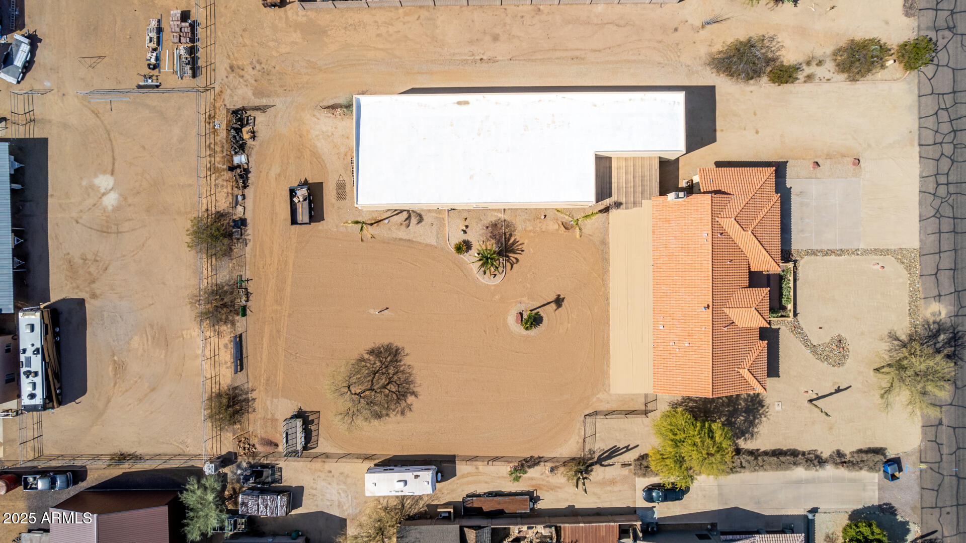 205 East Irvine Road Phoenix, AZ 85086 - Photo 55 of 63 59 - Irvine 205