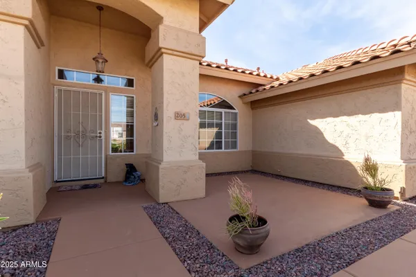 $975,000 | 205 East Irvine Road, Phoenix, AZ 85086