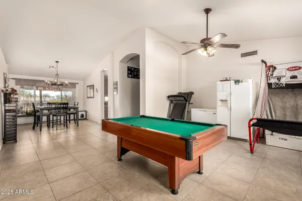 $975,000 | 205 East Irvine Road, Phoenix, AZ 85086