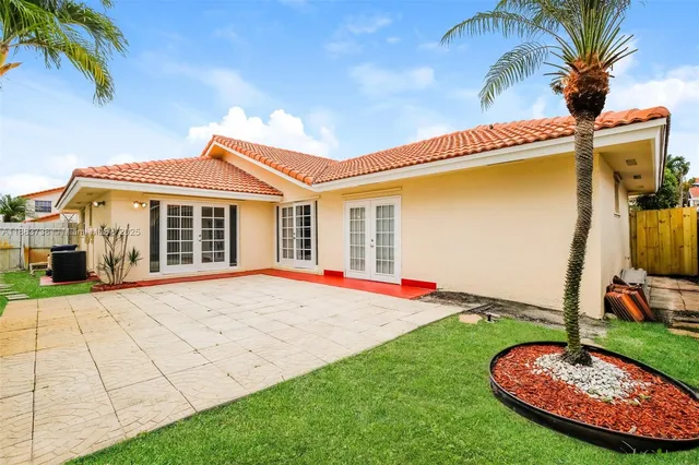 $2,825 | 18821 Northwest 84th Avenue, Hialeah, FL 33015