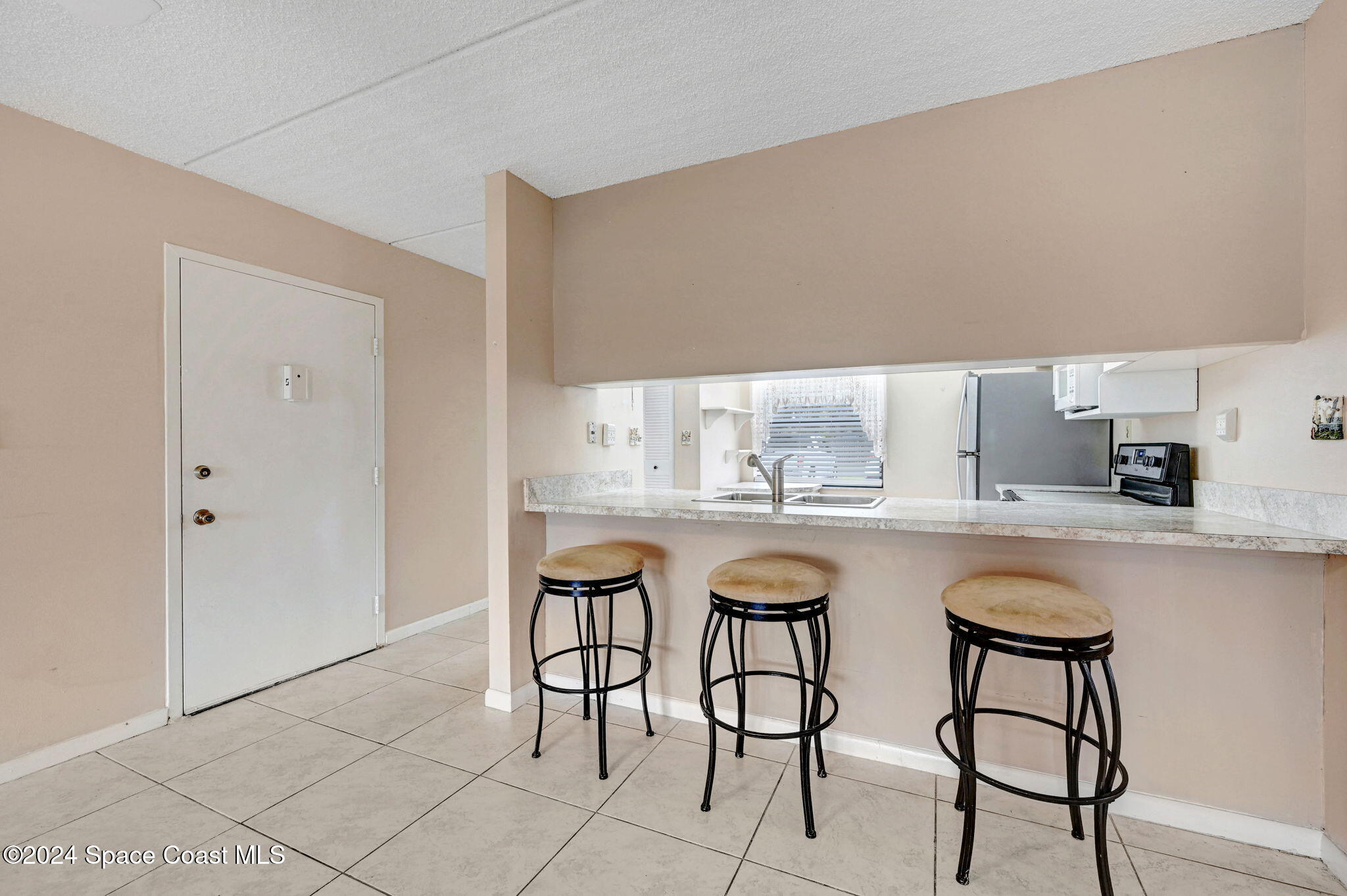 2727 North Wickham Road, Unit 1068 Melbourne, FL 32935 - Photo 5 of 30 28-web-or-mls-DSC_3058