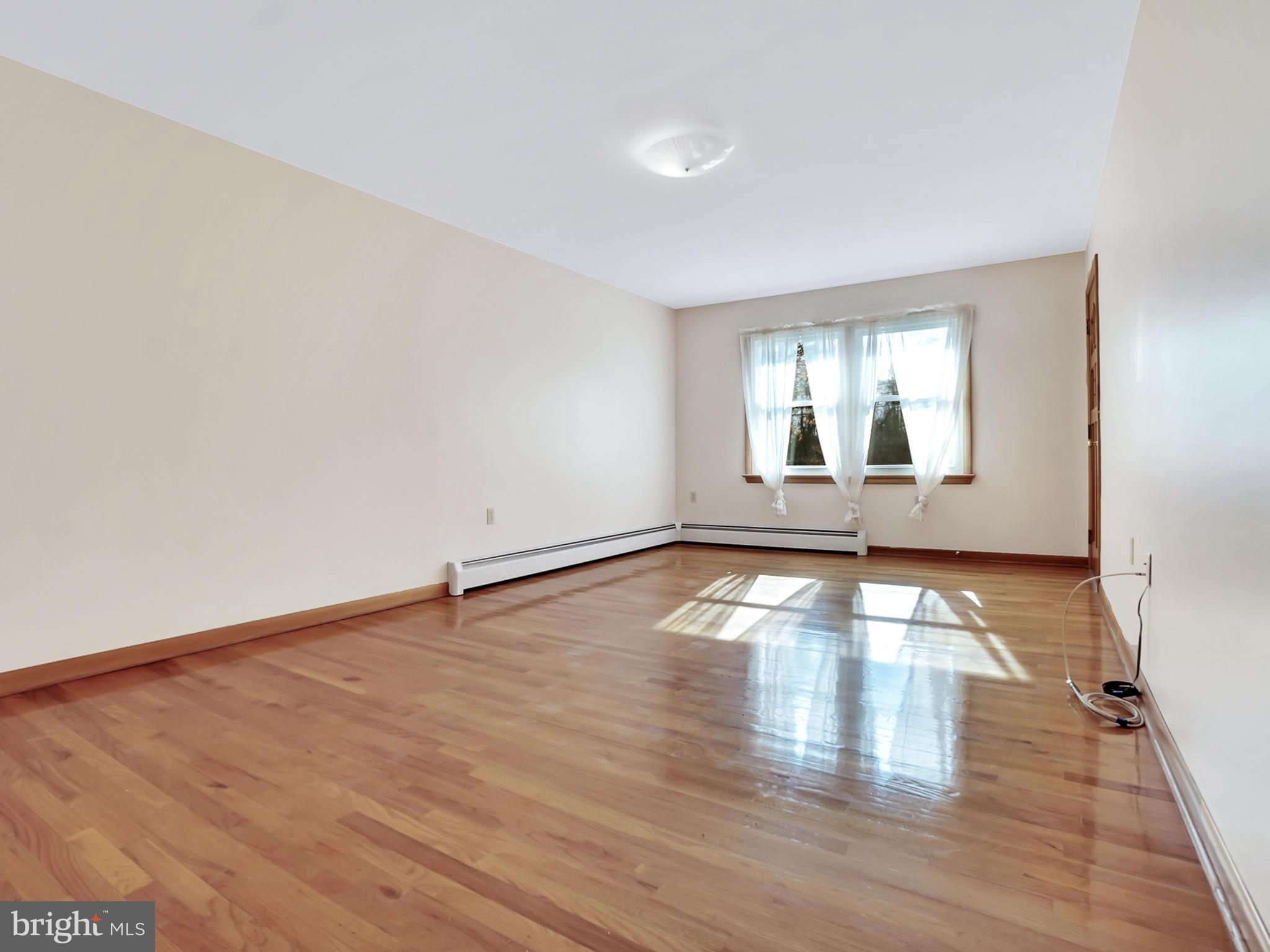 11412 Daysville Road Frederick, MD 21701 - Photo 14 of 50 Dining Room