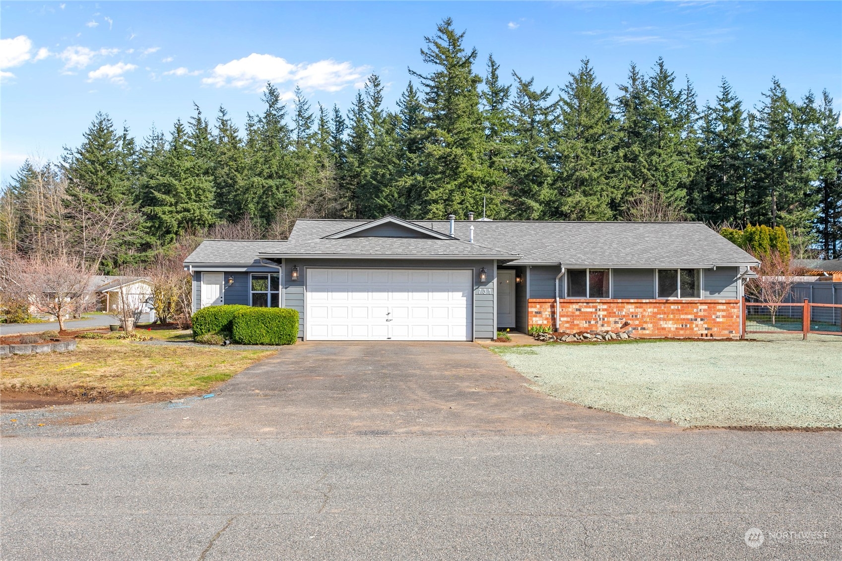 731 East Del Ray Road Lynden, WA 98264 - Photo 1 of 33