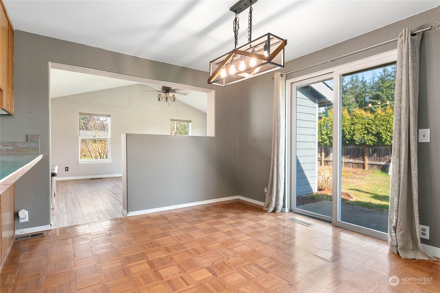731 East Del Ray Road Lynden, WA 98264 - Photo 12 of 33