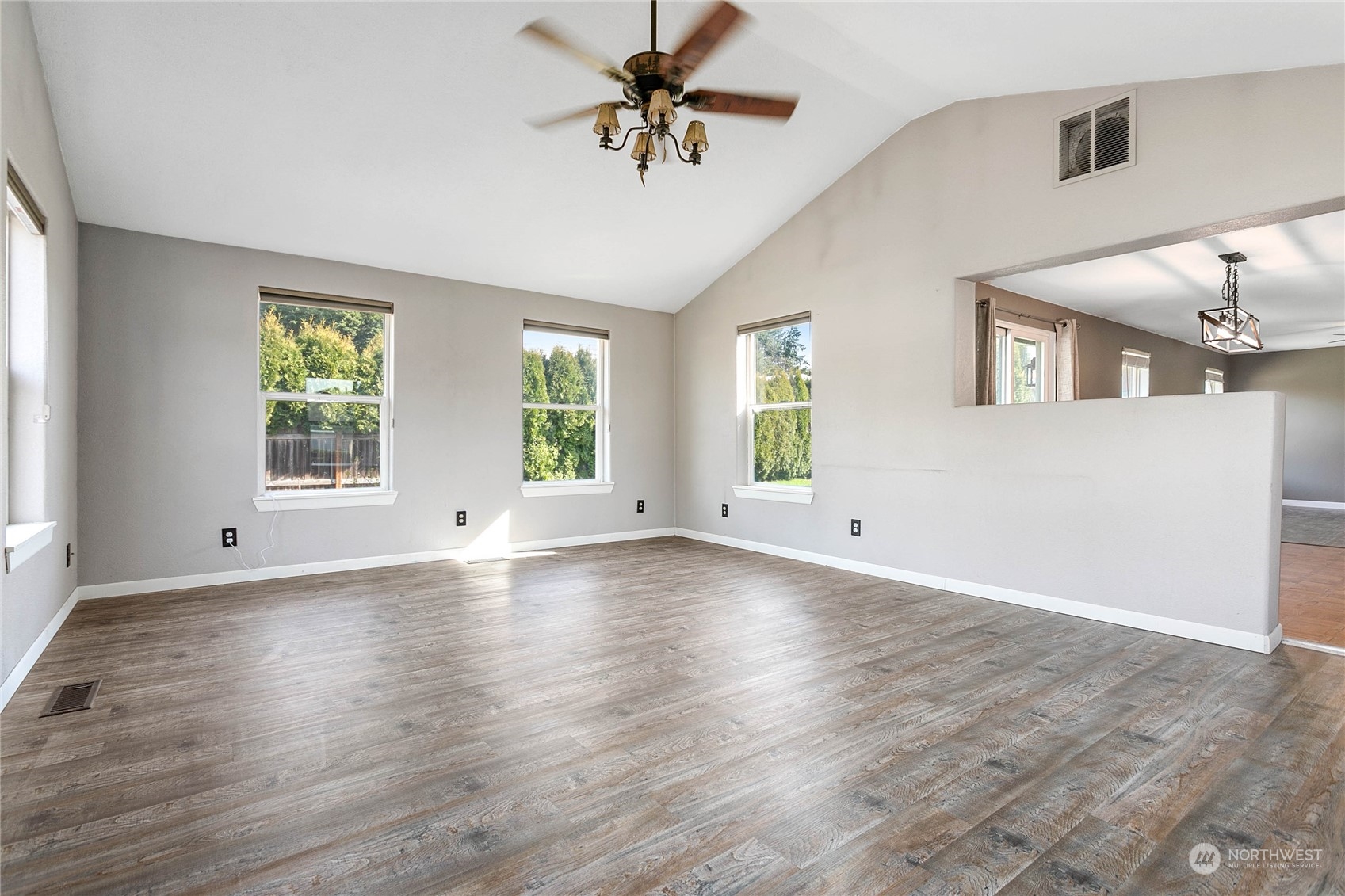 731 East Del Ray Road Lynden, WA 98264 - Photo 8 of 33