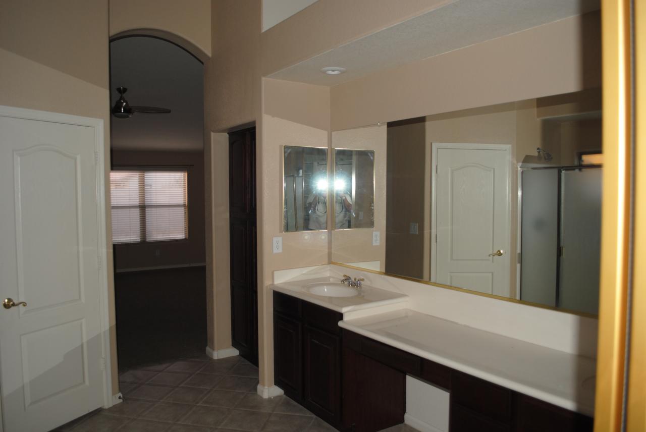 22818 North Romo Loop Phoenix, AZ 85027 - Photo 18 of 28 18