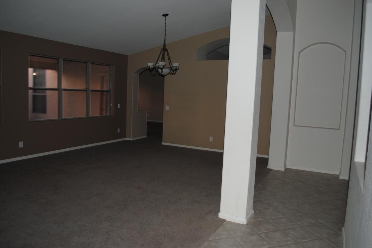 22818 North Romo Loop Phoenix, AZ 85027 - Photo 3 of 28 3