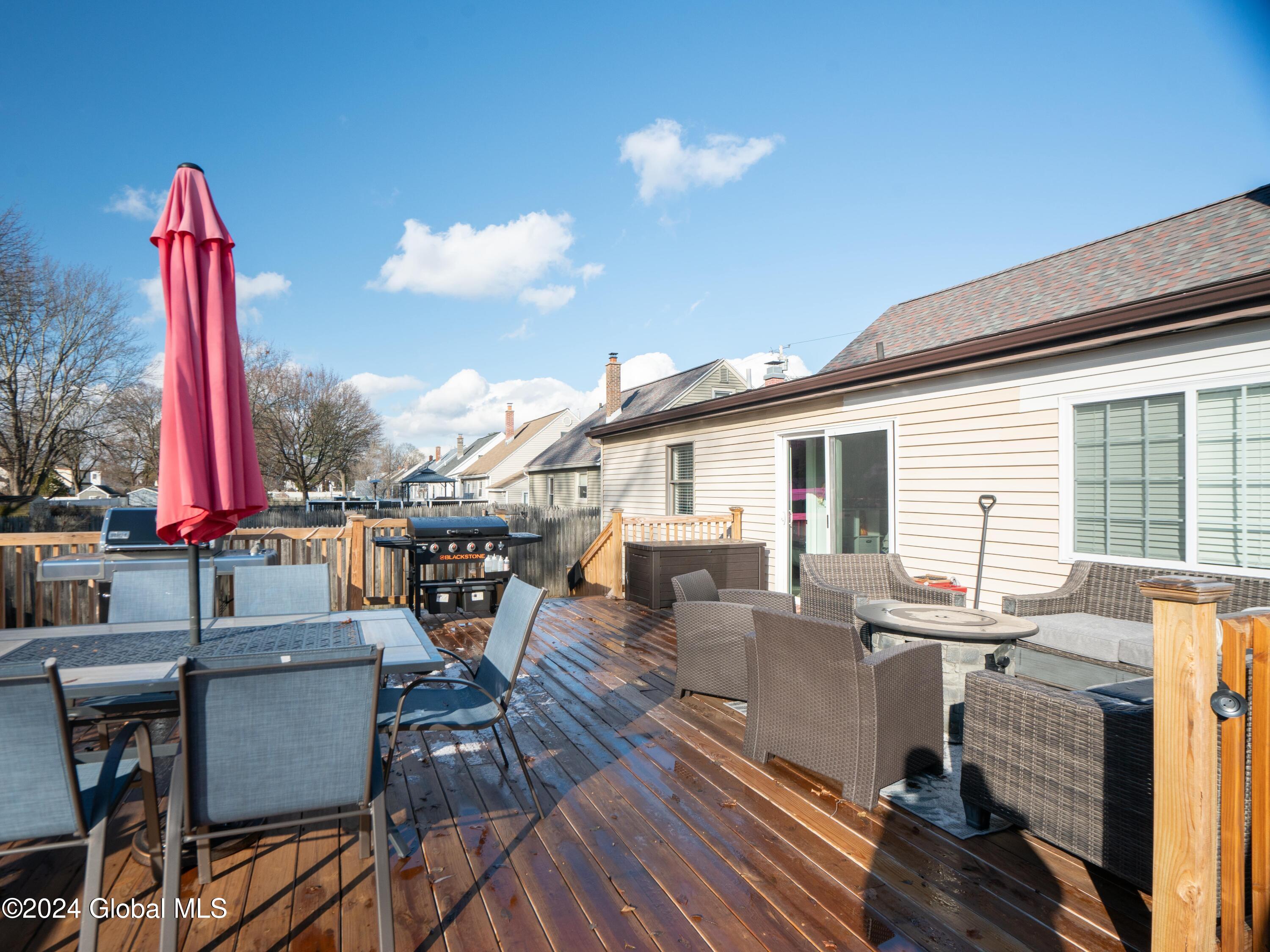 2033 Careleon Road Schenectady, NY 12303 - Photo 35 of 43 DSC06583-min
