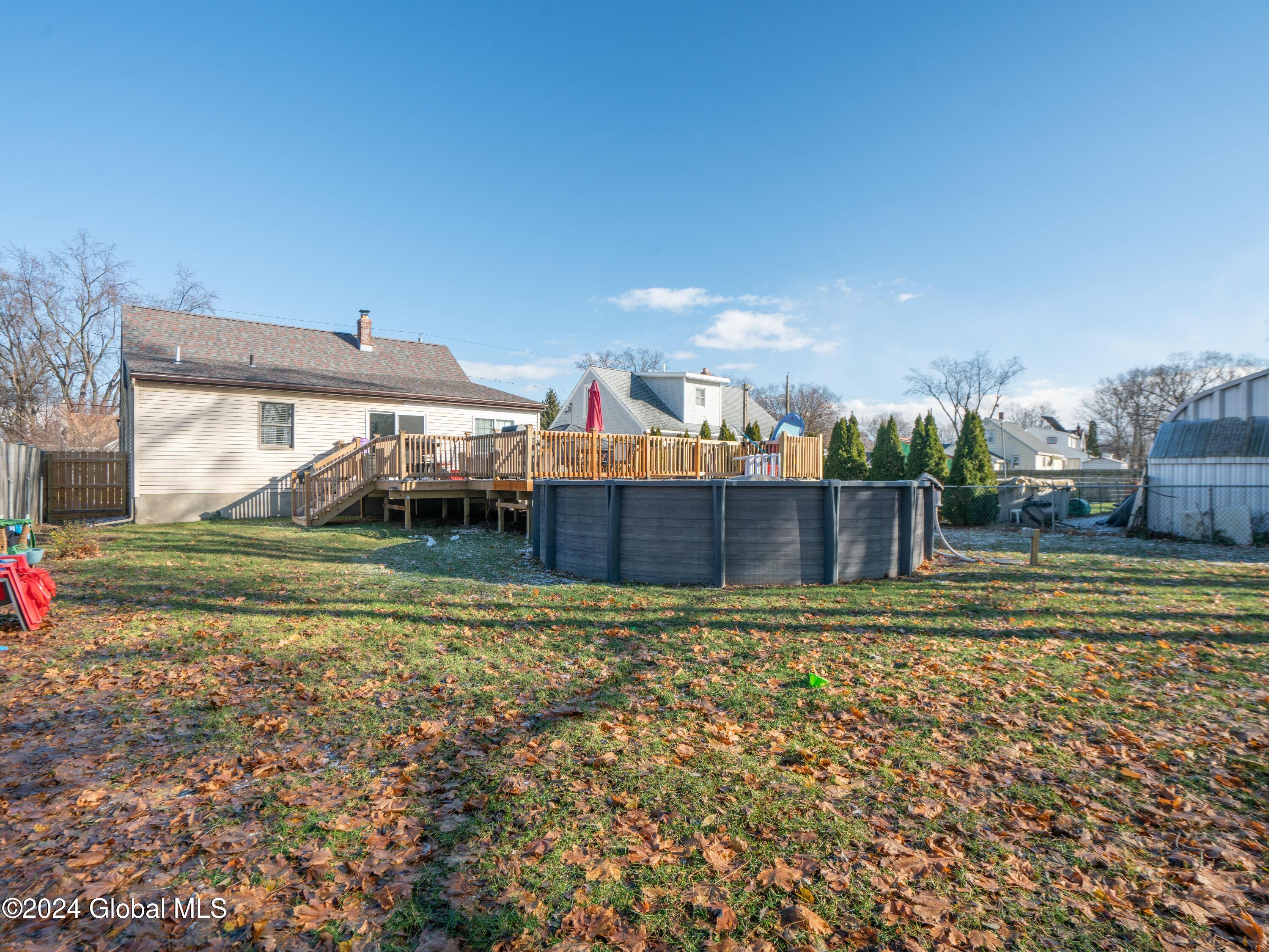 2033 Careleon Road Schenectady, NY 12303 - Photo 37 of 43 DSC06581-min