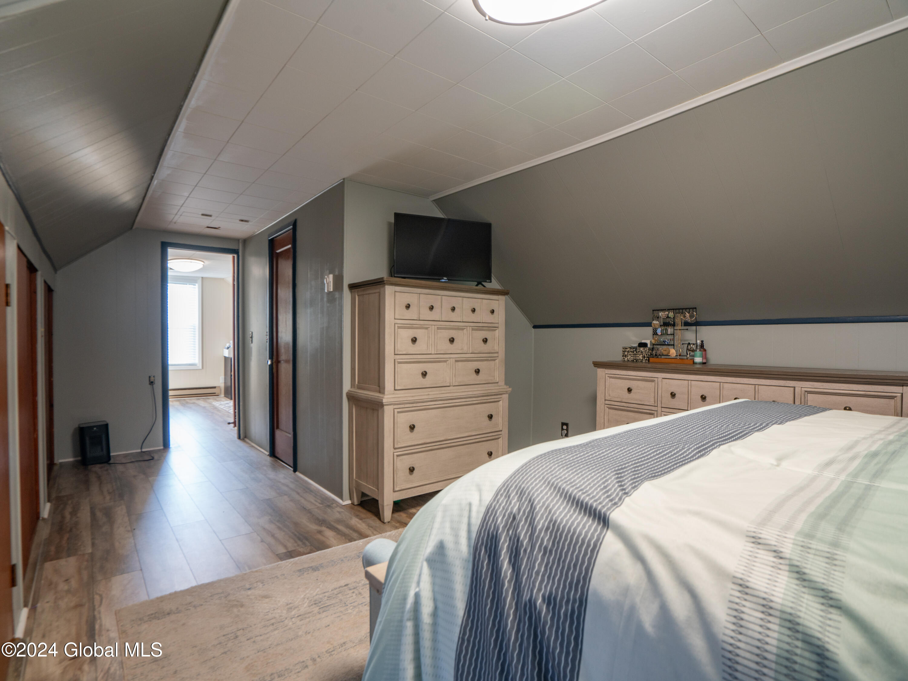 2033 Careleon Road Schenectady, NY 12303 - Photo 43 of 43 DSC06575