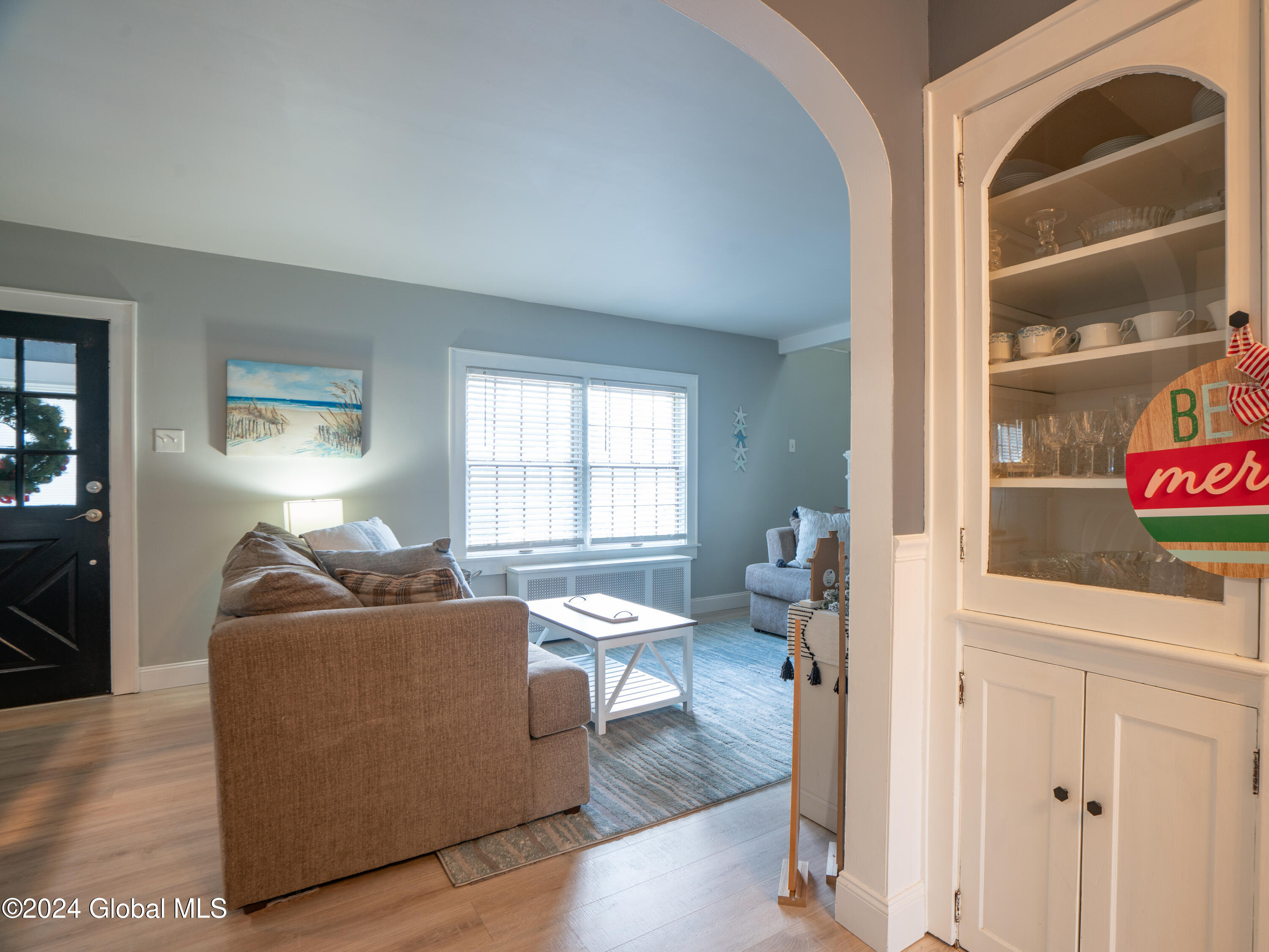 2033 Careleon Road Schenectady, NY 12303 - Photo 7 of 43 DSC06558