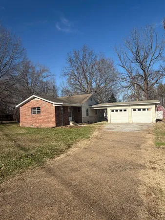 $170,000 | 220 West Oaklawn Drive, Brighton, TN 38011