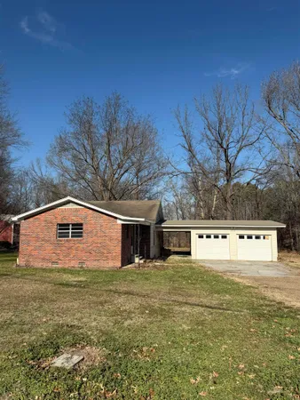 $170,000 | 220 West Oaklawn Drive, Brighton, TN 38011