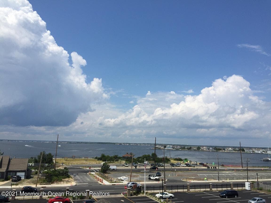 438 Highway 35, Unit 5305 Mantoloking, NJ 08738 - Photo 21 of 40 a view of a city