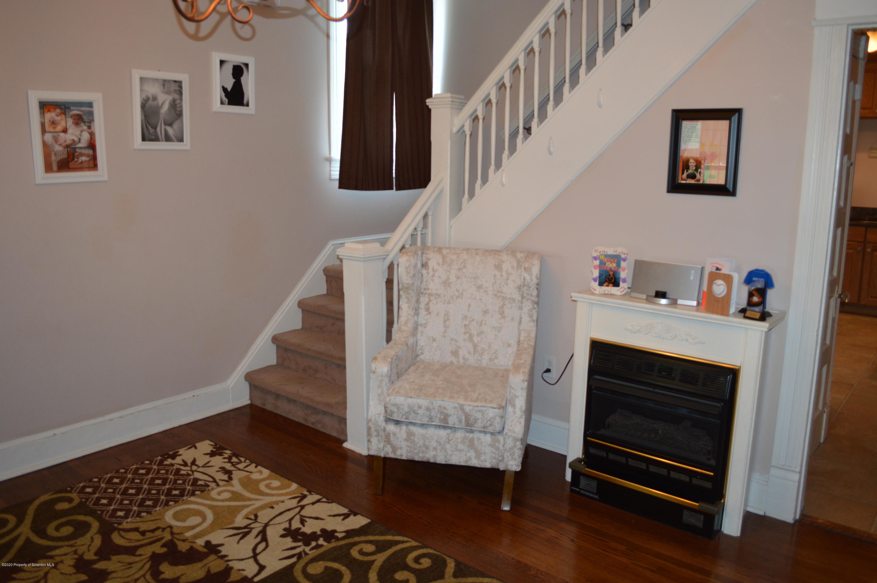 323 Spring Street Dunmore, PA 18512 - Photo 11 of 21 Gallery Image 11