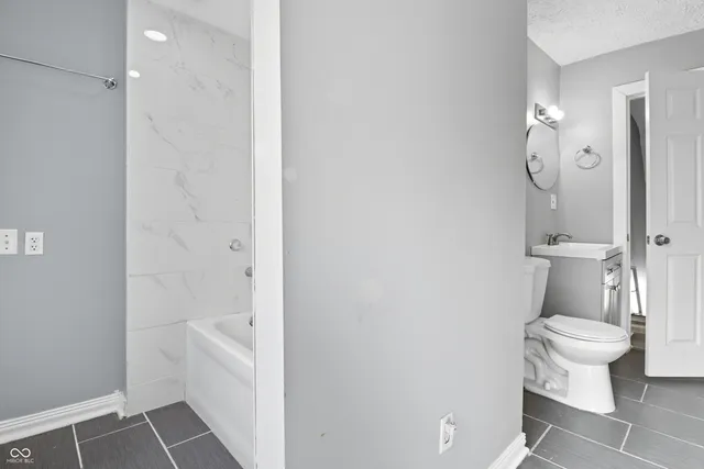 $219,000 | 2109 Barth Avenue, Indianapolis, IN 46203