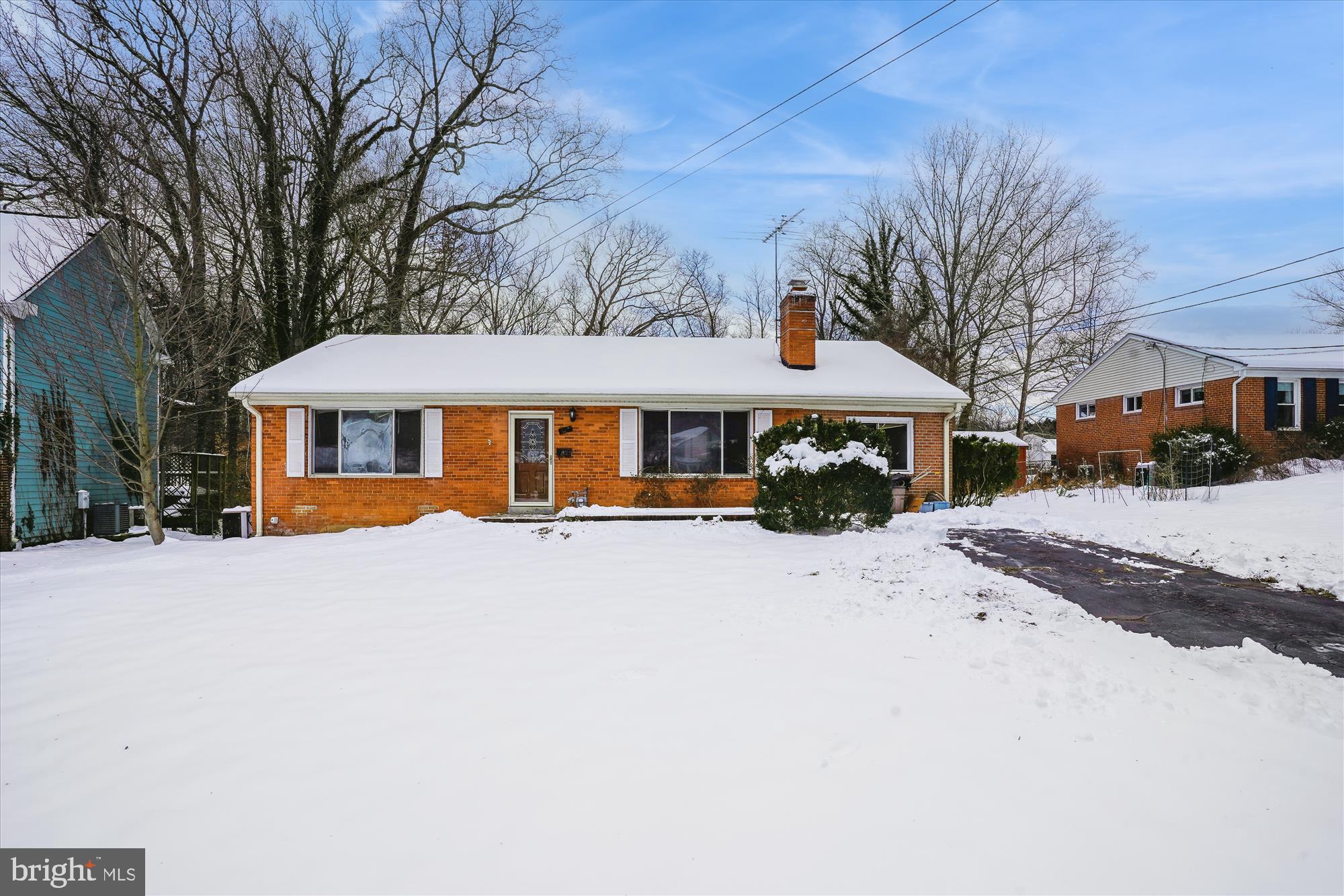 3629 Parklane Road Fairfax, VA 22030 - Photo 2 of 26