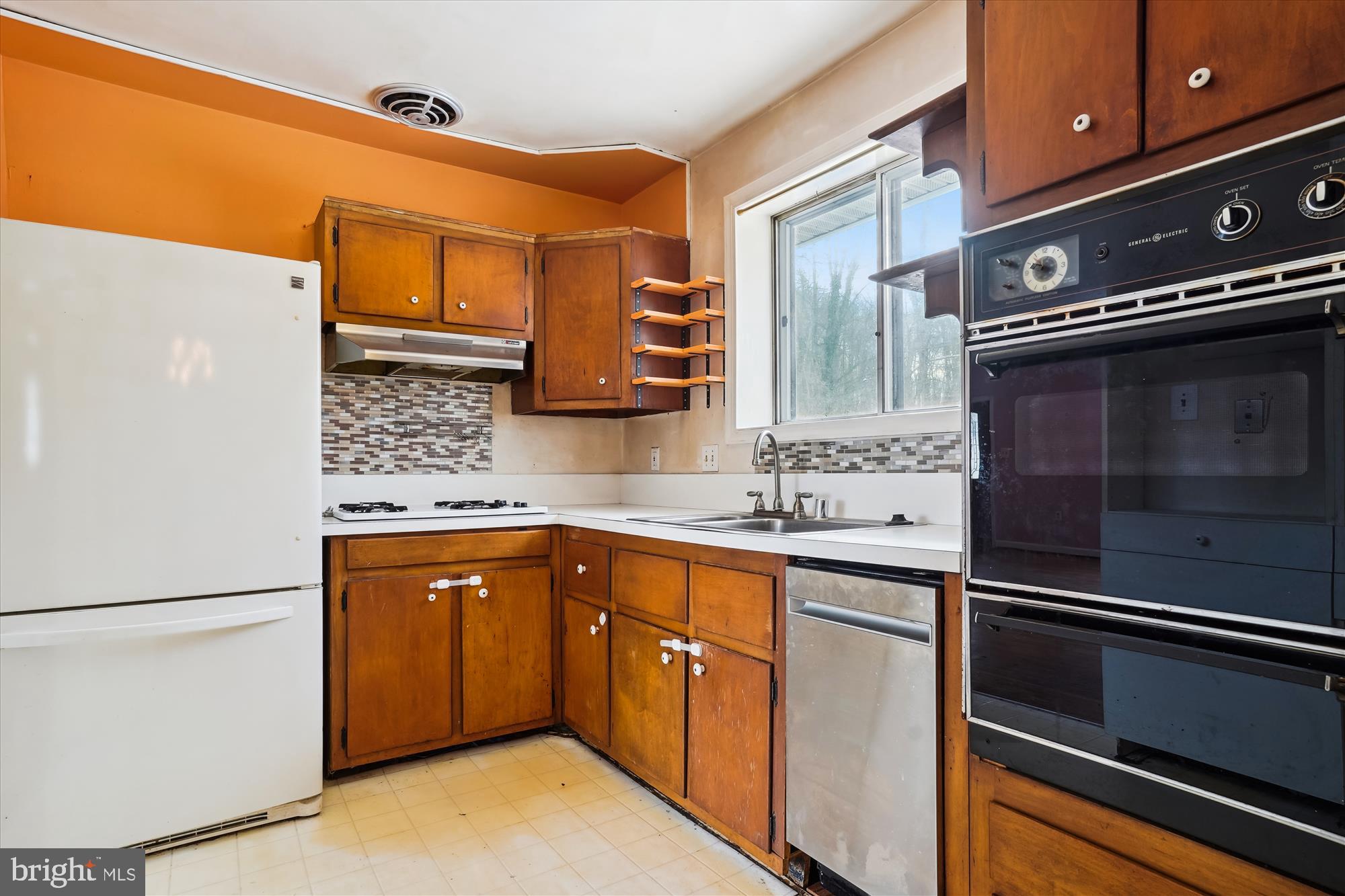 3629 Parklane Road Fairfax, VA 22030 - Photo 8 of 26