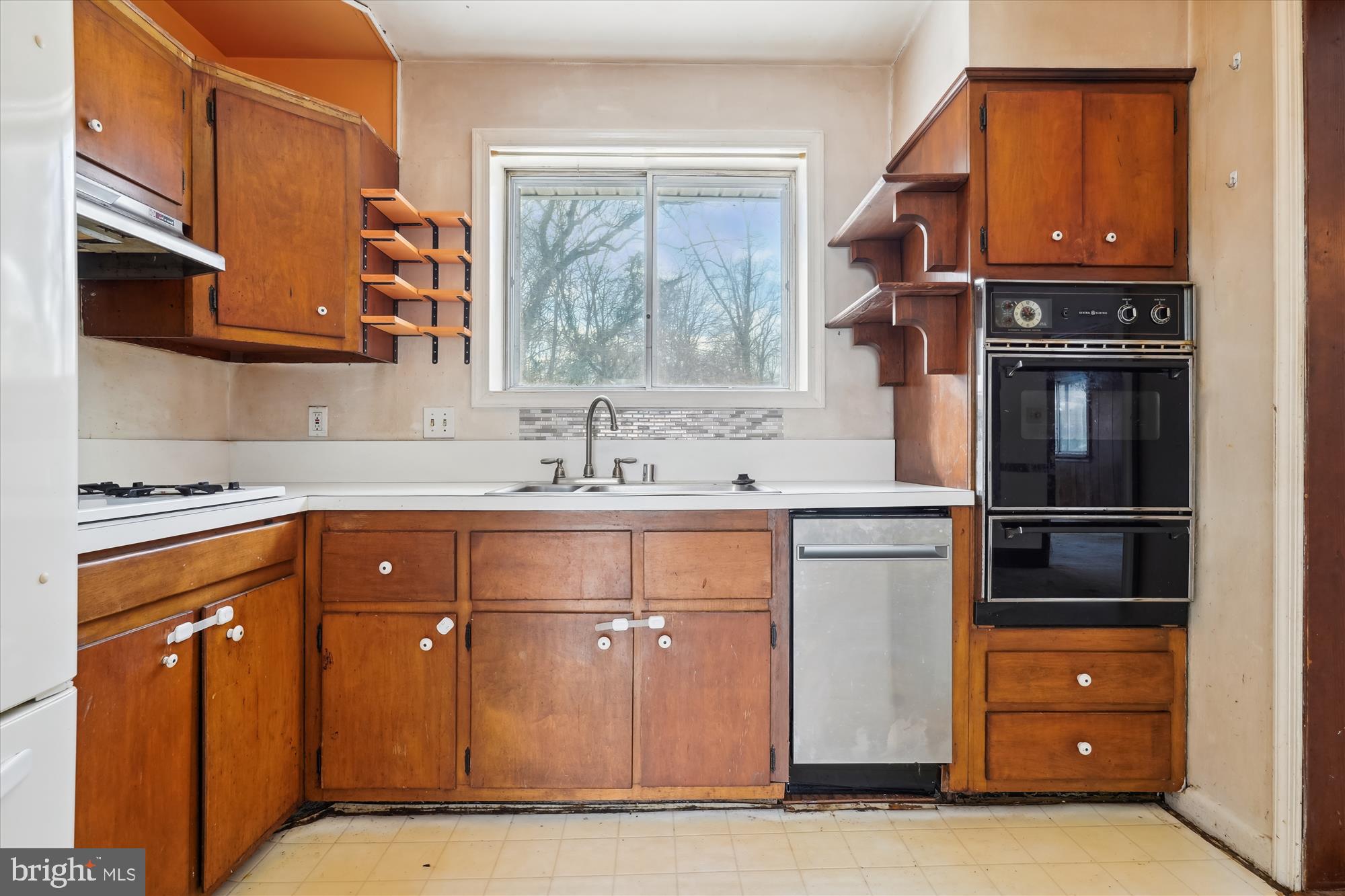 3629 Parklane Road Fairfax, VA 22030 - Photo 9 of 26