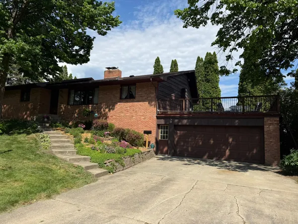 $329,900 | 2105 Linn Drive, Owatonna, MN 55060