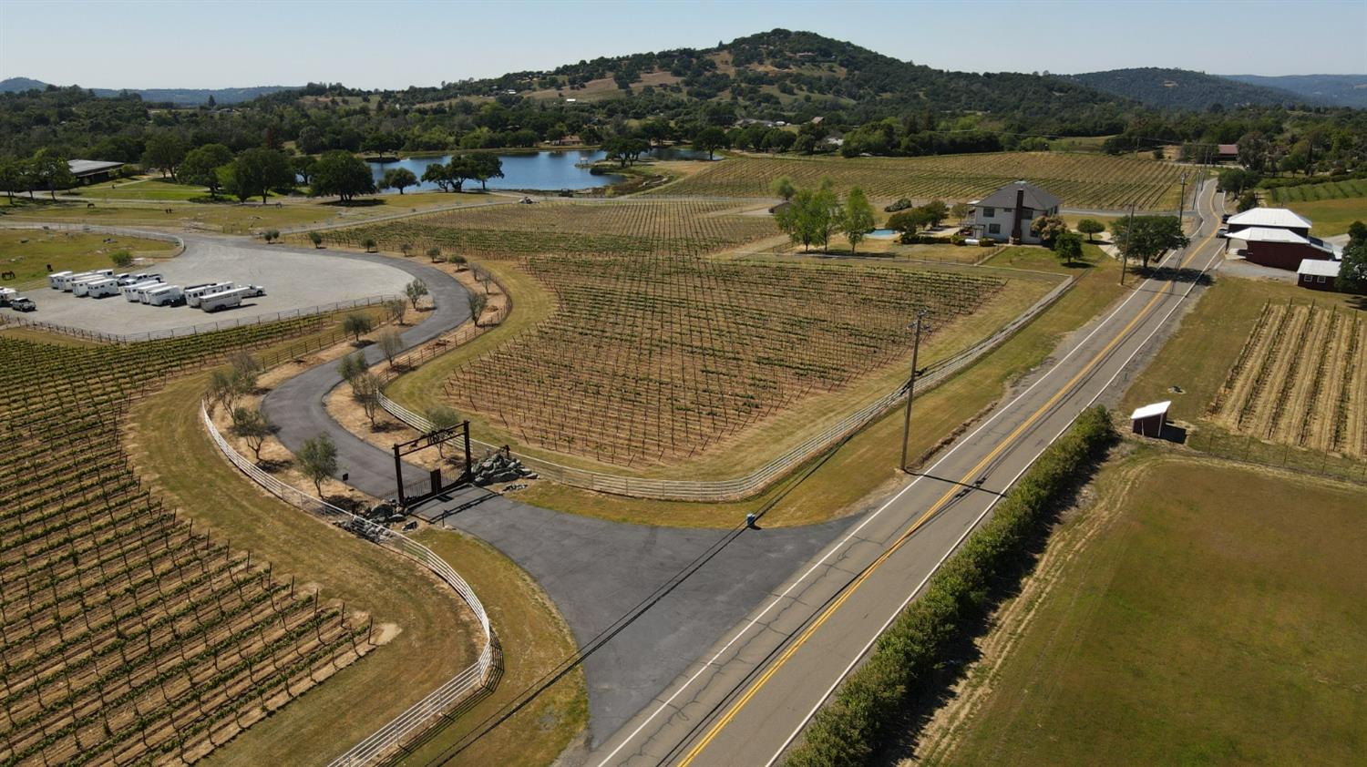 1140 Cold Springs Road Placerville, CA 95667 - Photo 93 of 98 Main Gate