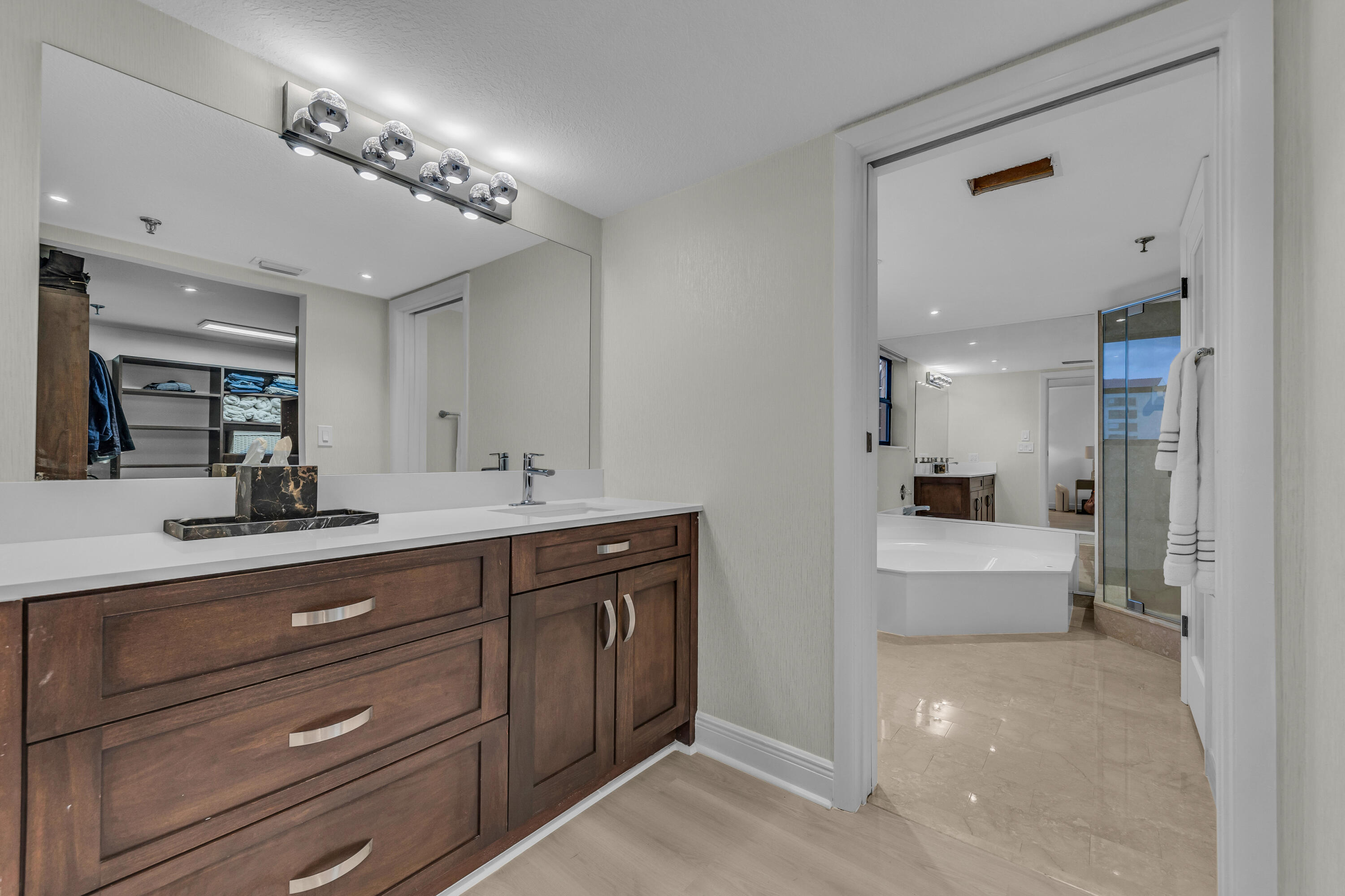 7572 Regency Lake Drive, Unit 402 Boca Raton, FL 33433 - Photo 21 of 31 Primary suite