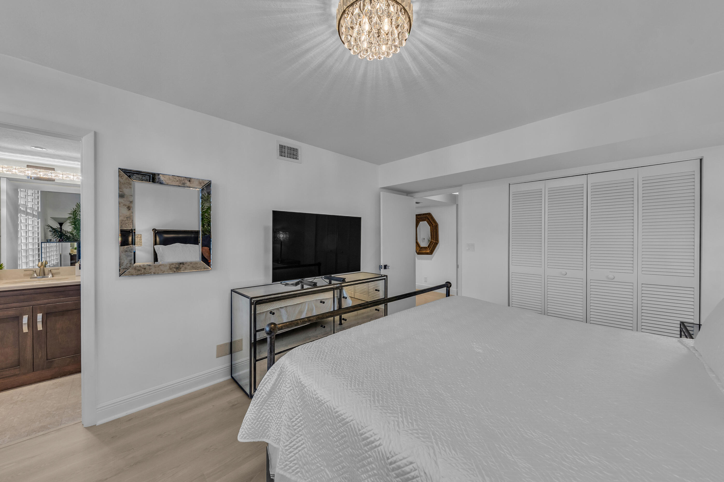 7572 Regency Lake Drive, Unit 402 Boca Raton, FL 33433 - Photo 27 of 31 Ensuite Bath Guest BR