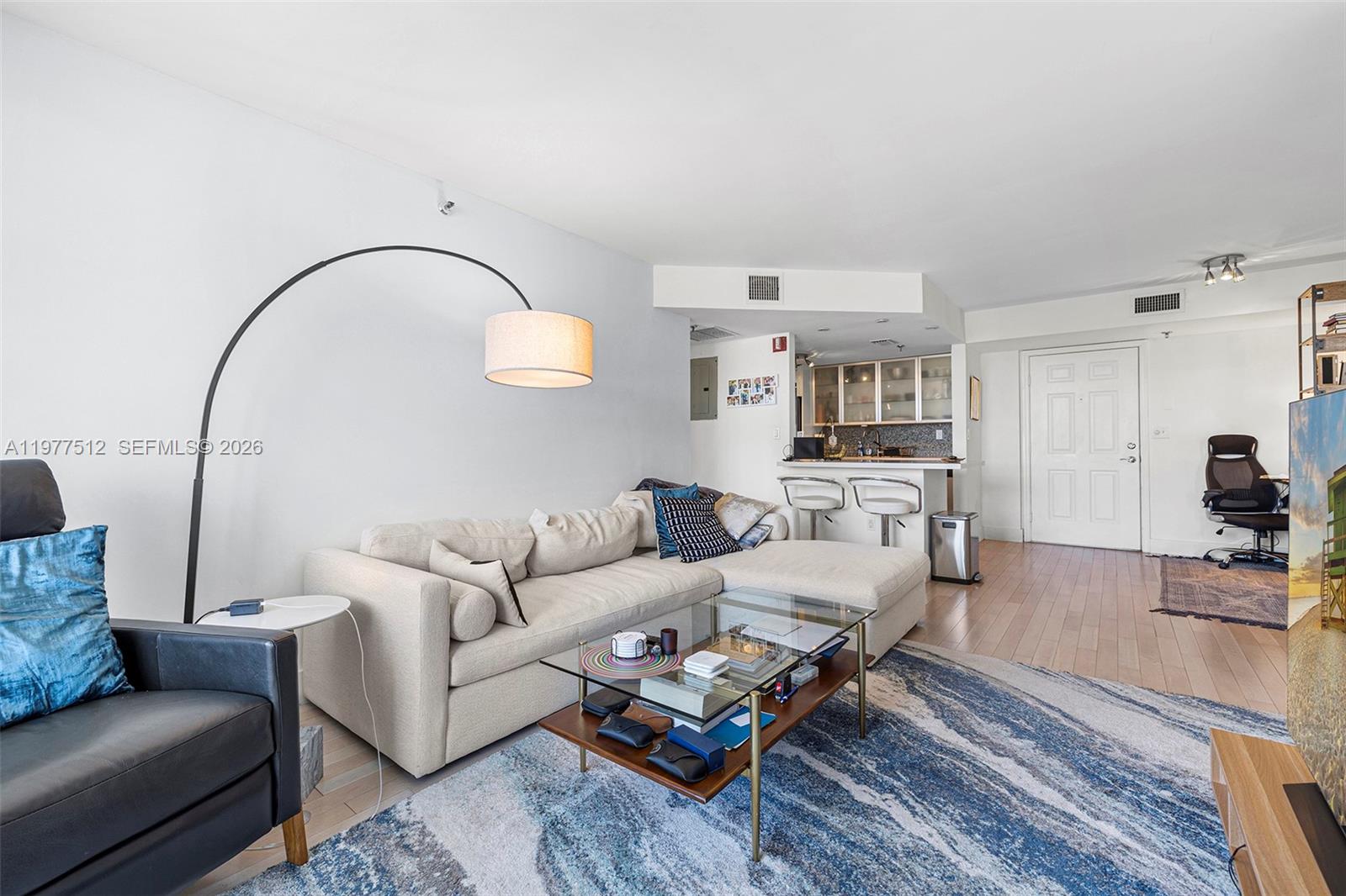 1621 Bay Road, Unit 505 Miami Beach, FL 33139 - Photo 15 of 36