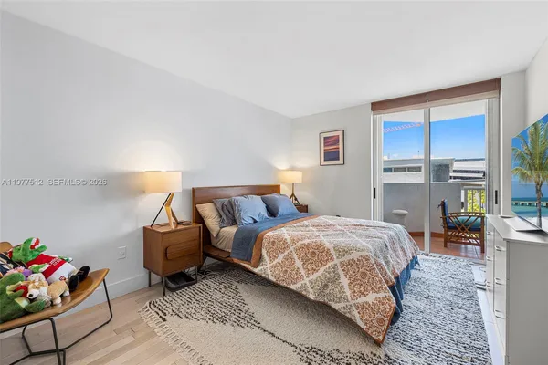 $3,500 | 1621 Bay Road, Unit 505, Miami Beach, FL 33139