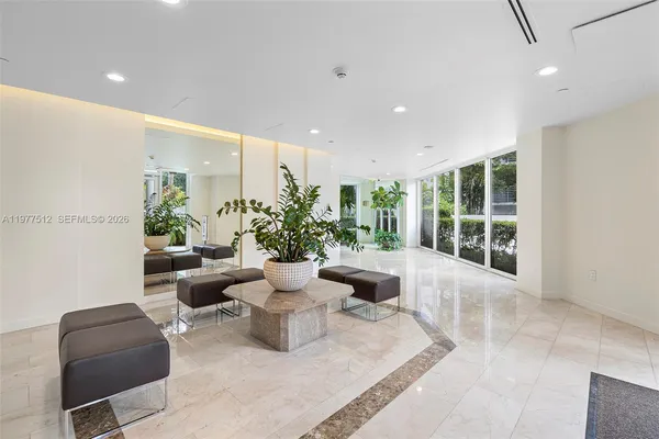 $3,500 | 1621 Bay Road, Unit 505, Miami Beach, FL 33139