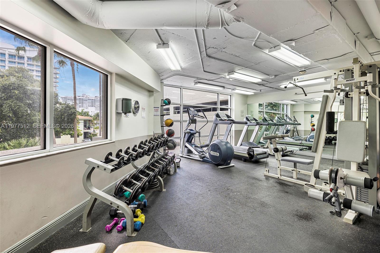 1621 Bay Road, Unit 505 Miami Beach, FL 33139 - Photo 35 of 36