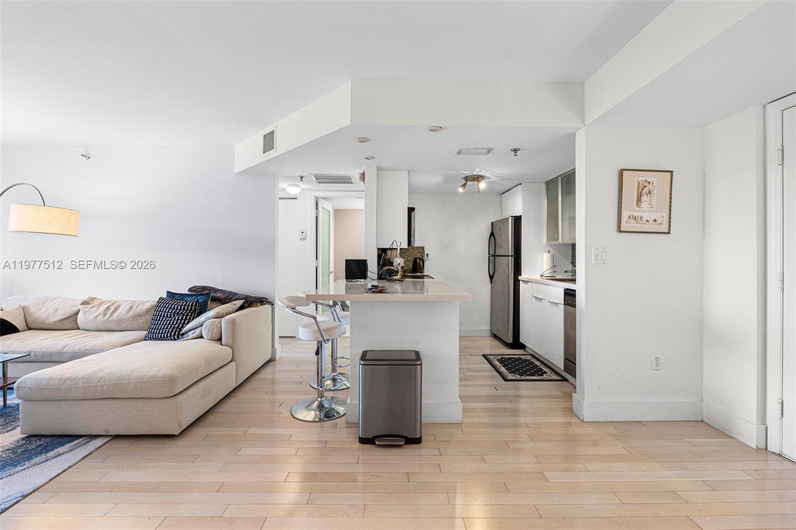 1621 Bay Road, Unit 505 Miami Beach, FL 33139 - Photo 10 of 36