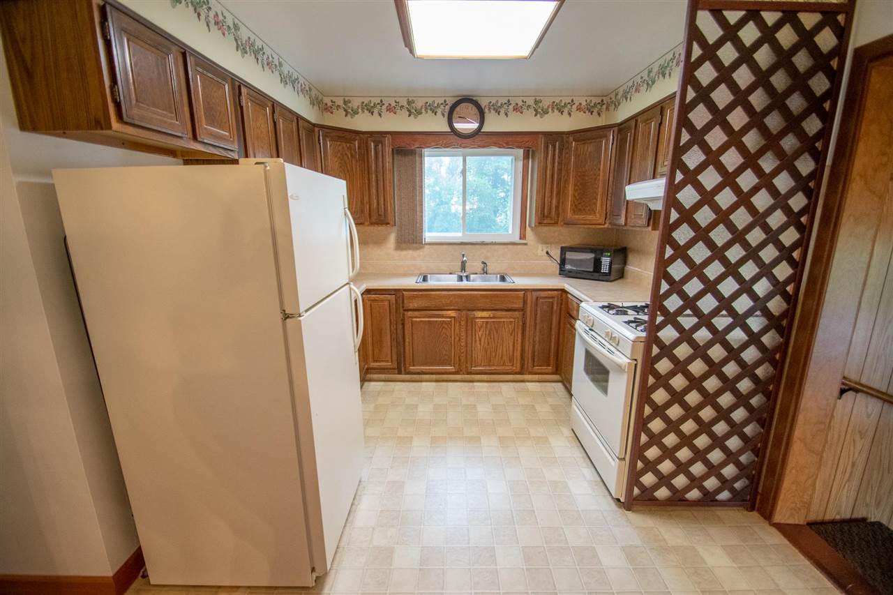 661 South Huron Road Linwood, MI 48634 - Photo 9 of 25 Gallery Image 9