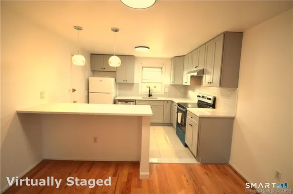 $1,900 | 5 Grandview Drive, Unit 13D, Farmington, CT 06032