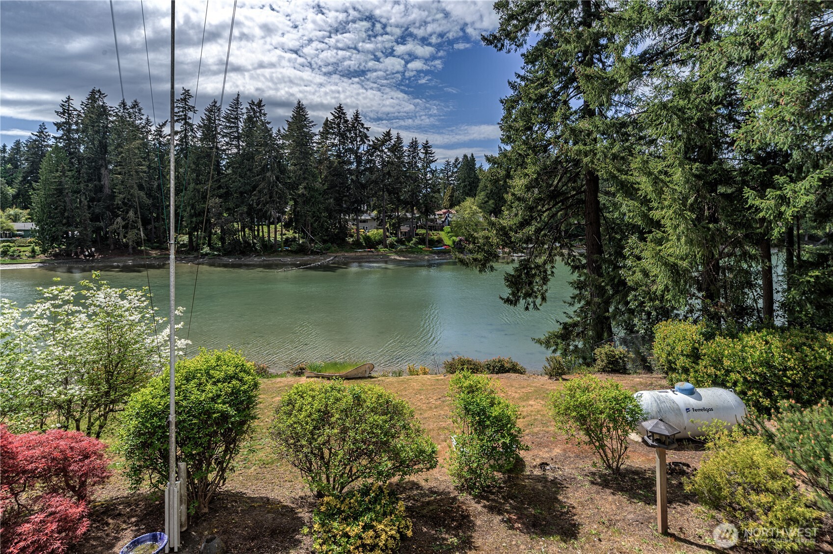 2419 Rocky Point Road Northwest Bremerton, WA 98312 - Photo 30 of 39 Gallery Image 30