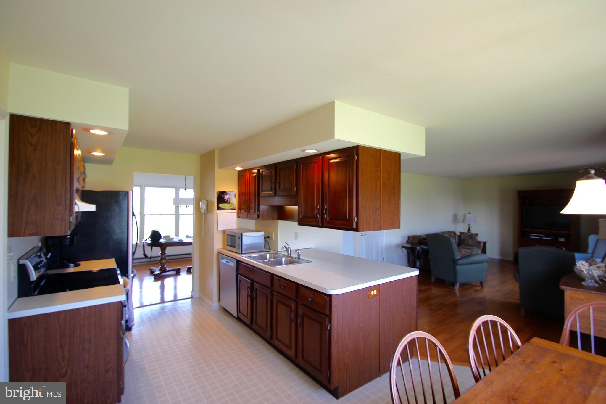 839 Lindsey Road Carlisle, PA 17015 - Photo 3 of 14 Gallery Image 3