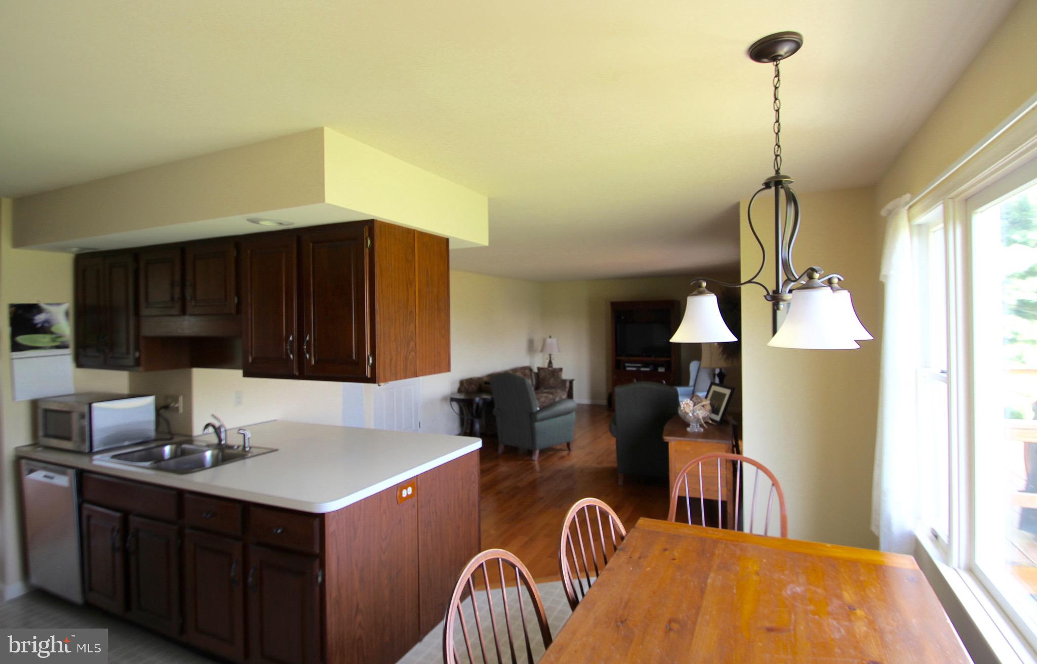 839 Lindsey Road Carlisle, PA 17015 - Photo 4 of 14 Gallery Image 4