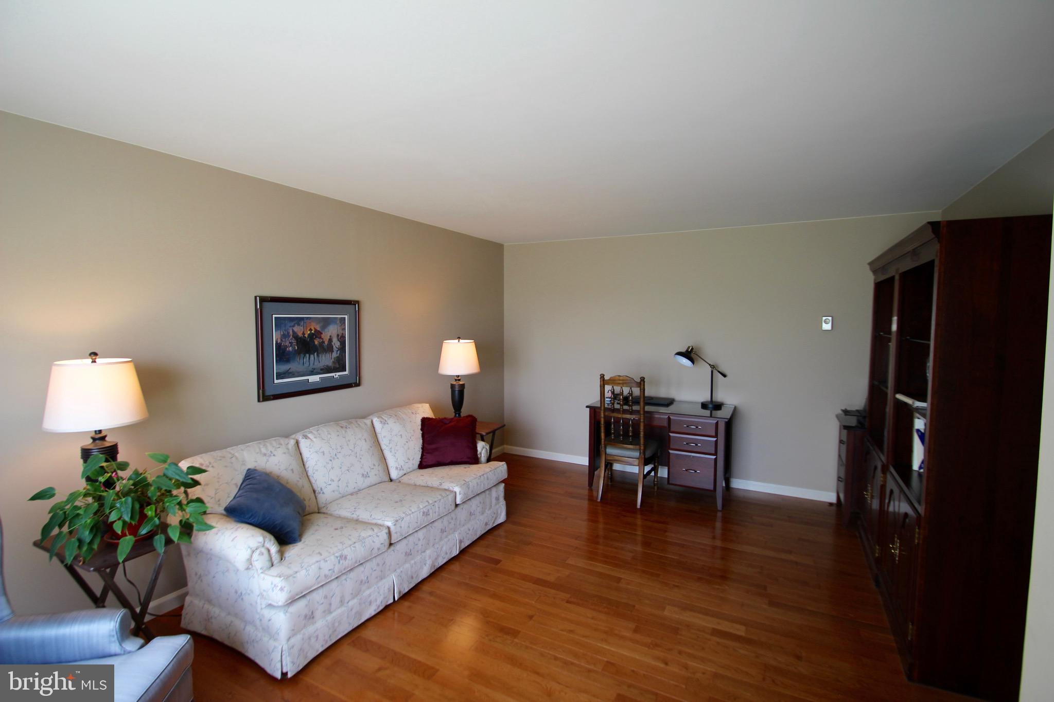 839 Lindsey Road Carlisle, PA 17015 - Photo 8 of 14 Gallery Image 8