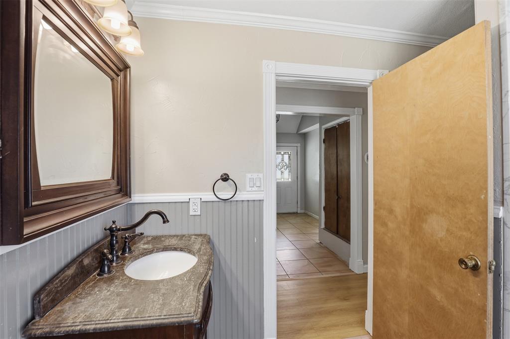4298 Knob Road Springtown, TX 76082 - Photo 12 of 25