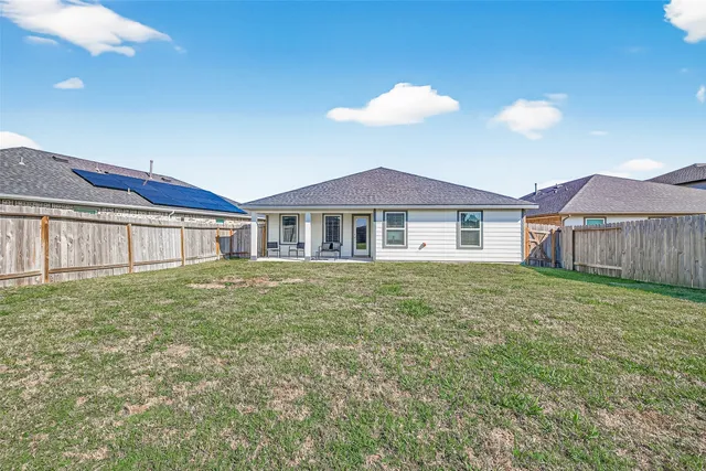 $305,000 | 7710 Murciana Drive, Rosharon, TX 77583