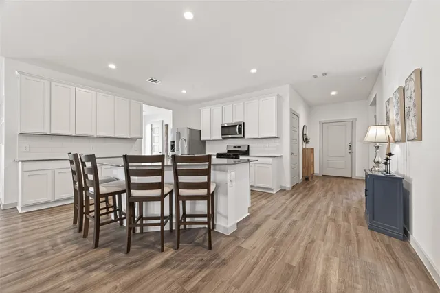 $305,000 | 7710 Murciana Drive, Rosharon, TX 77583