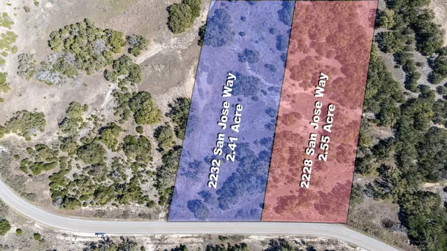 a view of a fireplace