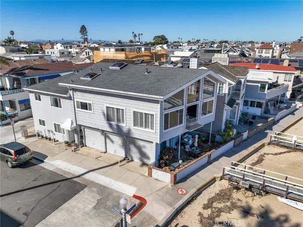 $3,000 | 311 Edgewater Place, Unit B, Newport Beach, CA 92661