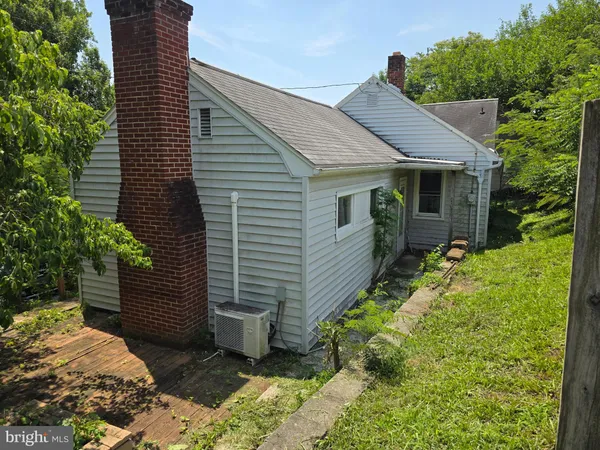 $215,000 | 317 East Washington Street, Elizabethtown, PA 17022