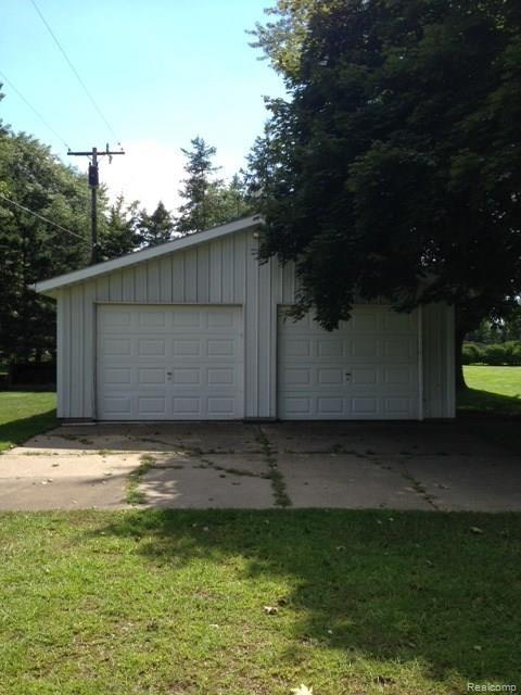 1781 Mayfield Road Lapeer, MI 48446 - Photo 3 of 3 photo 3.jpg