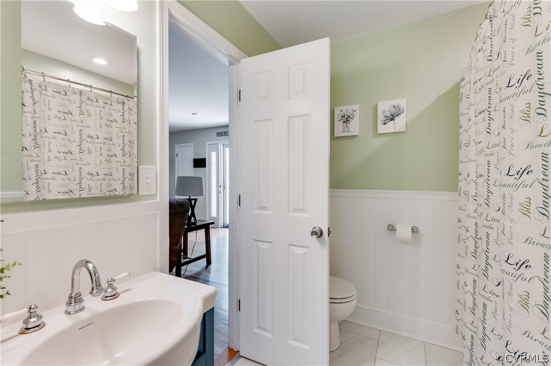 1105 Adkins Road Chesterfield, VA 23236 - Photo 17 of 38 Gallery Image 17