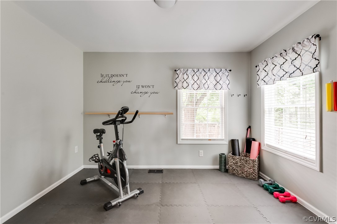 1105 Adkins Road Chesterfield, VA 23236 - Photo 22 of 38 Gallery Image 22