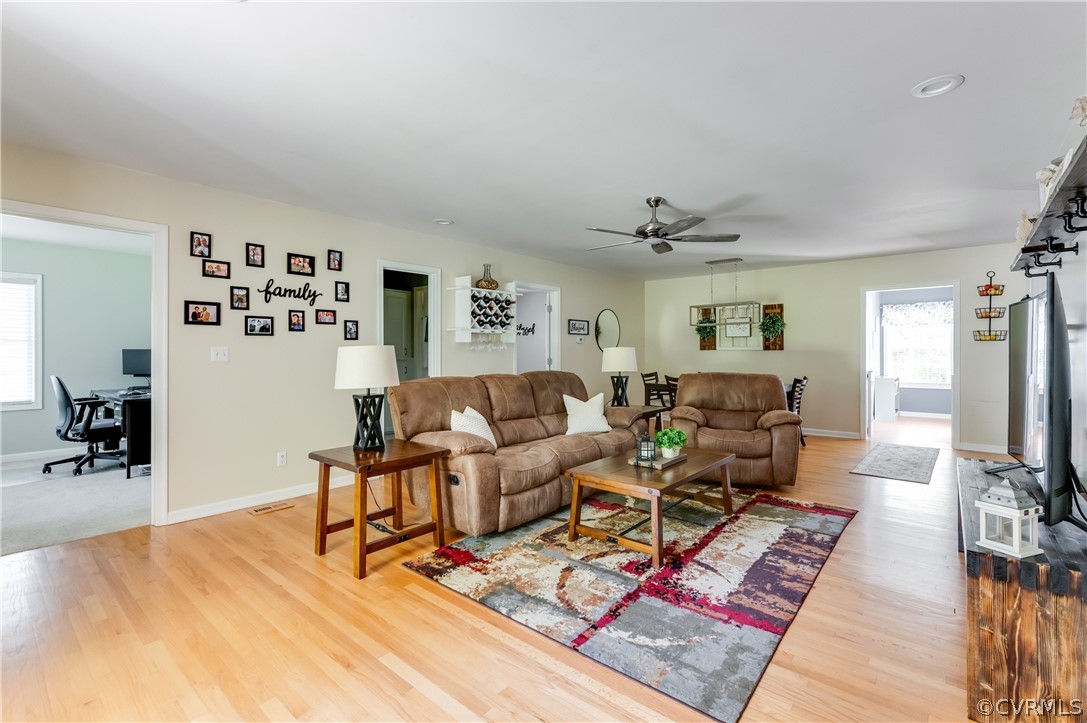1105 Adkins Road Chesterfield, VA 23236 - Photo 5 of 38 Gallery Image 5
