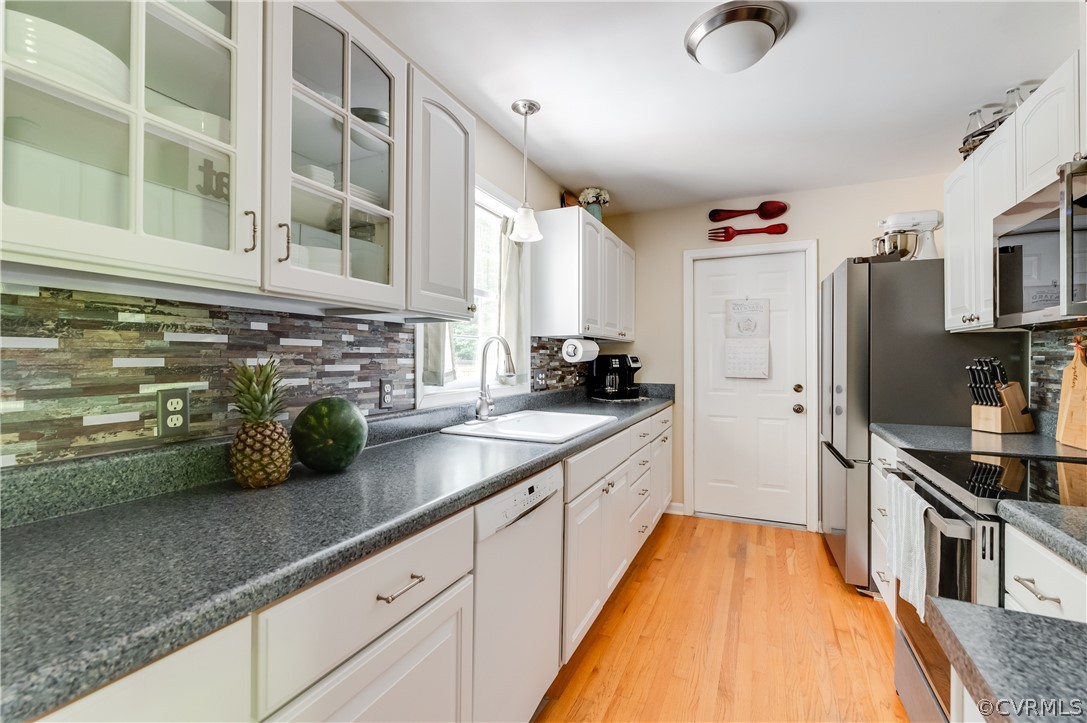 1105 Adkins Road Chesterfield, VA 23236 - Photo 10 of 38 Gallery Image 10