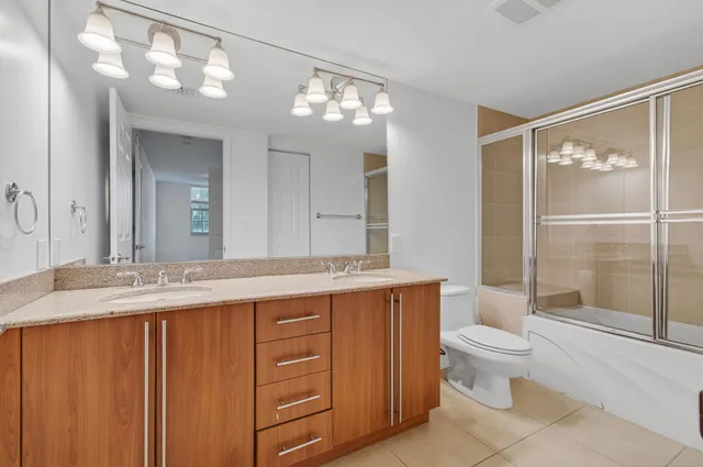 $739,000 | 610 Clematis Street, Unit 433, West Palm Beach, FL 33401